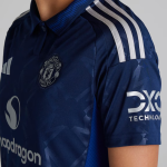 Manchester United 24-25 Away Trikot Damen_06 Kollektion – Exklusive Manchester United FC Trikots und Fanartikel