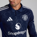 Manchester United 24-25 Langarm-Away-Trikot_05 Kollektion – Exklusive Manchester United FC Trikots und Fanartikel