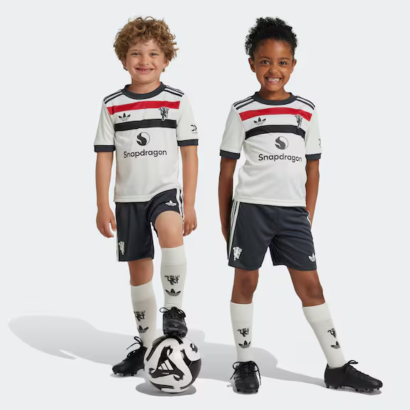 Manchester United 24-25 Third Mini Kit_01 Kollektion – Exklusive Manchester United FC Trikots und Fanartikel