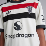Manchester United 24-25 Third Trikot Kinder_06 Kollektion – Exklusive Manchester United FC Trikots und Fanartikel
