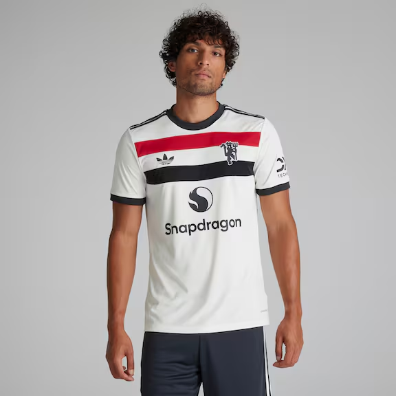 Manchester United 24-25 Third Trikot_01 Kollektion – Exklusive Manchester United FC Trikots und Fanartikel