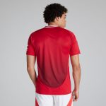 manchester united x adidas damen golf ultimate365 solid kurzarm-poloshirt schwarz – 6 lisandro martínez Kollektion – Exklusive Manchester United FC Trikots und Fanartikel
